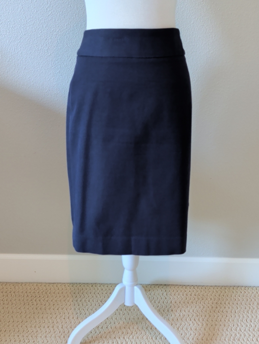 Banana Republic Classic Navy Pencil Skirt